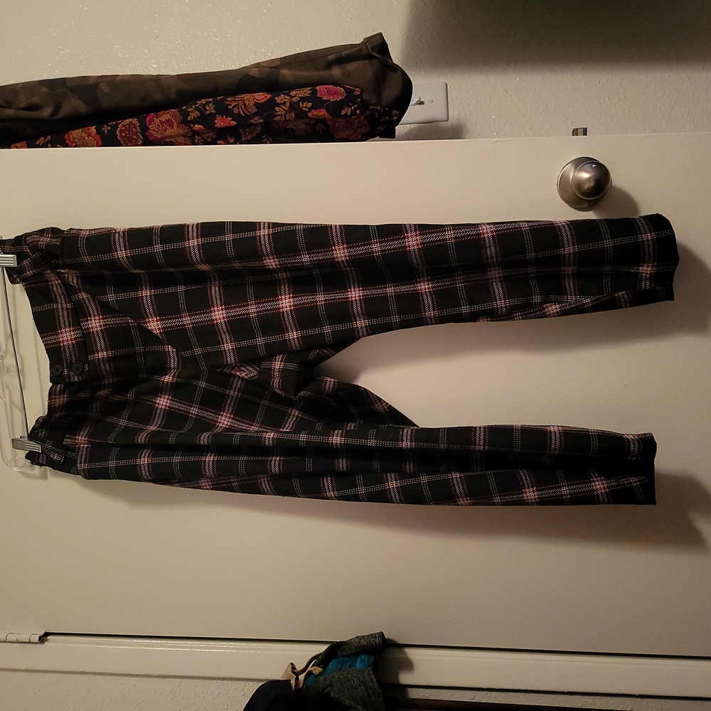 Super soft plaid leggings